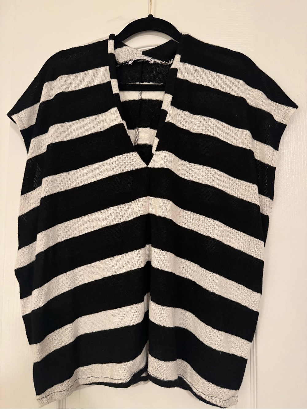 Zara Black & White Striped V-Neck Women’s Top